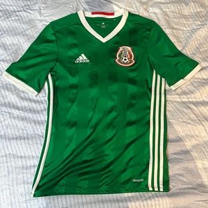 Mexico soccer Jersey XL Youth